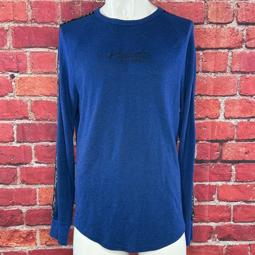 Hollister Men’s Long Sleeve T-Shirt - Size: XL